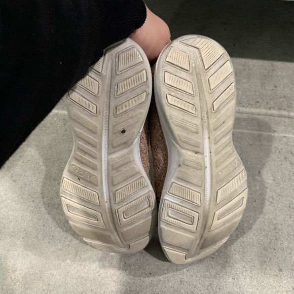 APL Rose Gold Phantom Sneakers Size 7 - Picture 7 of 8